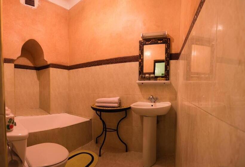 Suite, Riad Omar