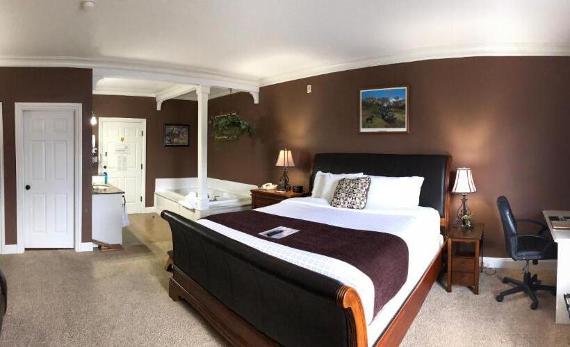디럭스 스위트, Depot Inn & Suites