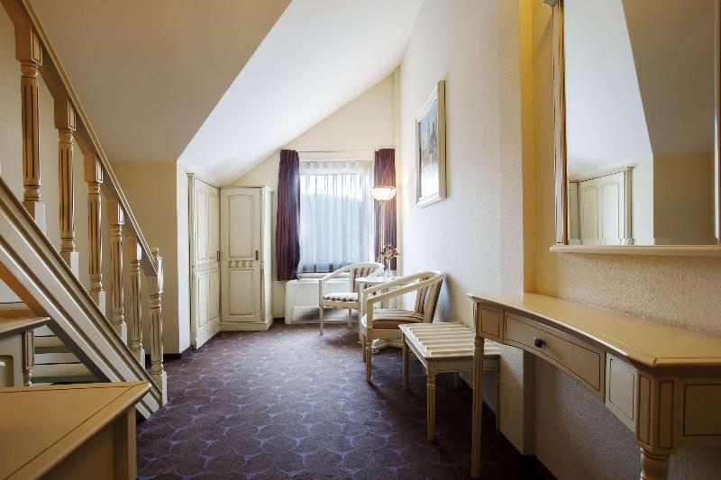 اتاق دوبلکس, Doubletree By Hilton Hotel Sighisoara   Cavaler