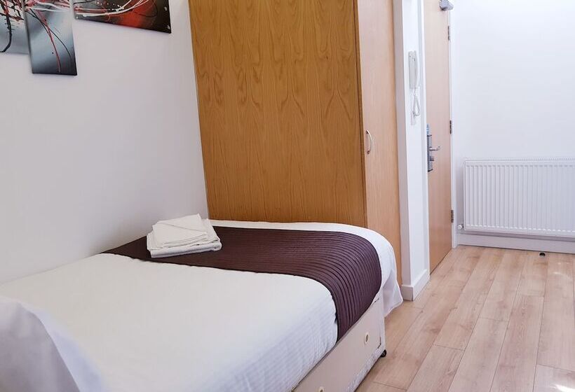 Номер Стандарт Индивидуальный, London Stay Apartments