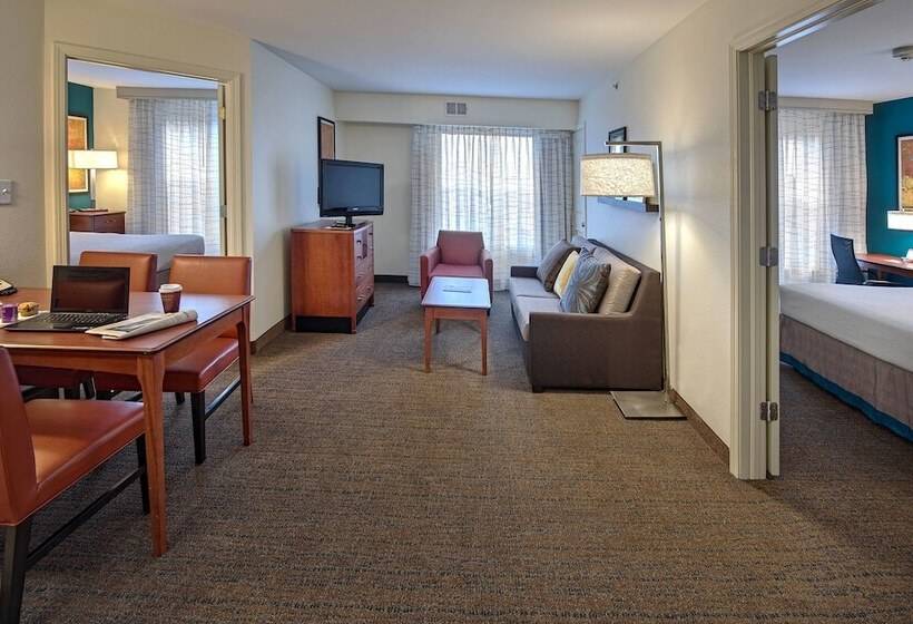 Люкс 2 Спальни, Residence Inn By Marriott Fayetteville Cross Creek