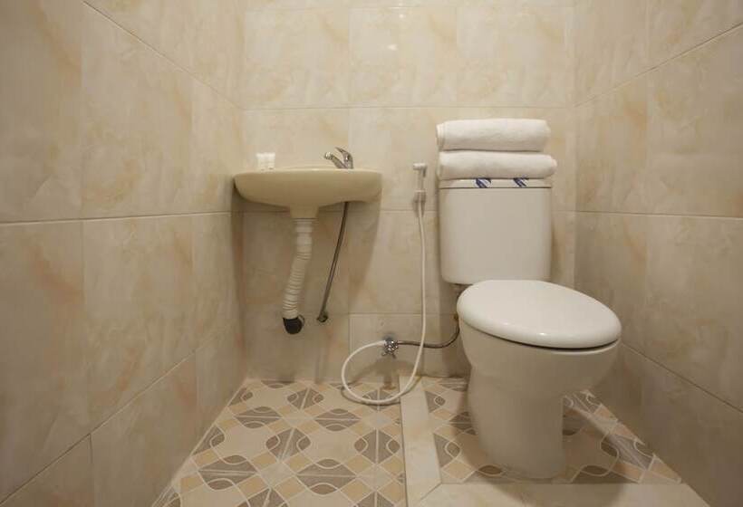 Номер Deluxe, Sopou Penginapan Rinal & Tuah By Oyo Rooms