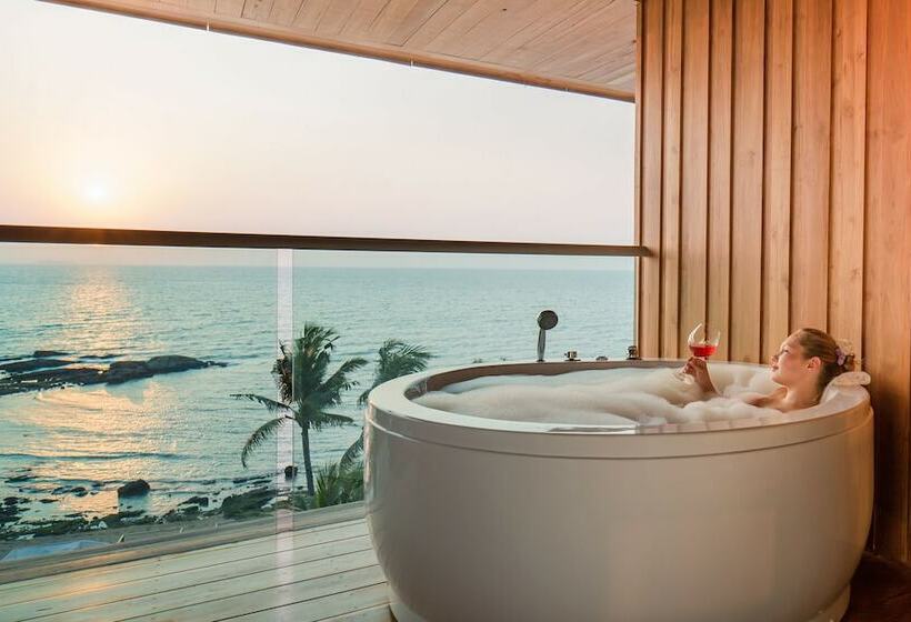 Клубный люкс с видом на море, Cape Dara Resort