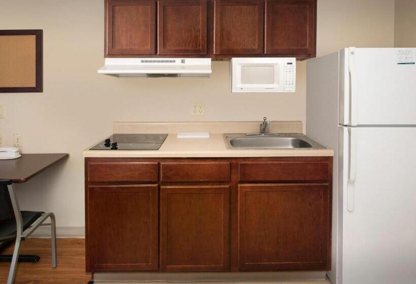 Номер Стандарт Адаптированный для Инвалидов, Woodspring Suites Topeka