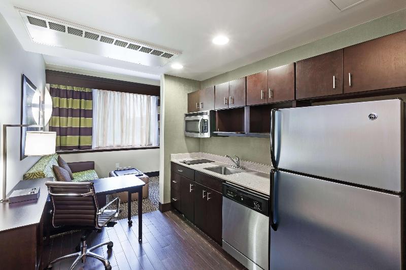带大床的套房, Homewood Suites By Hilton Dallas Downtown, Tx