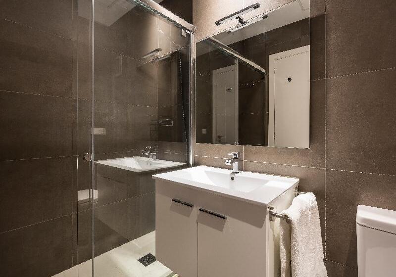 Estudio Estándar, Mon Suites Catedral