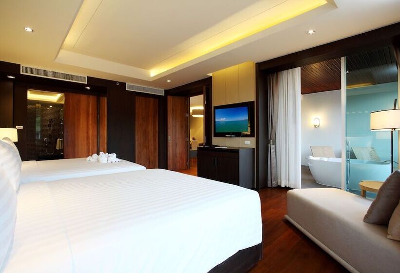 Люкс Вид на Бассейн, Graceland Khaolak Beachfront Resort
