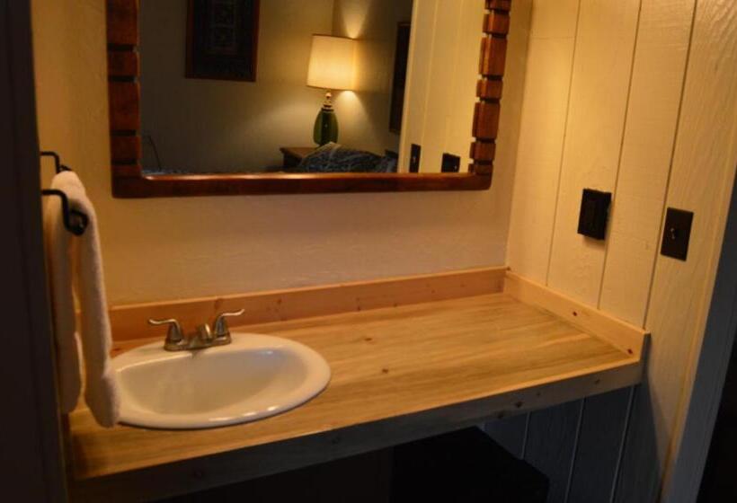Стандартный Номер Кровать Кинг, The Viking Lodge   Downtown Winter Park Colorado
