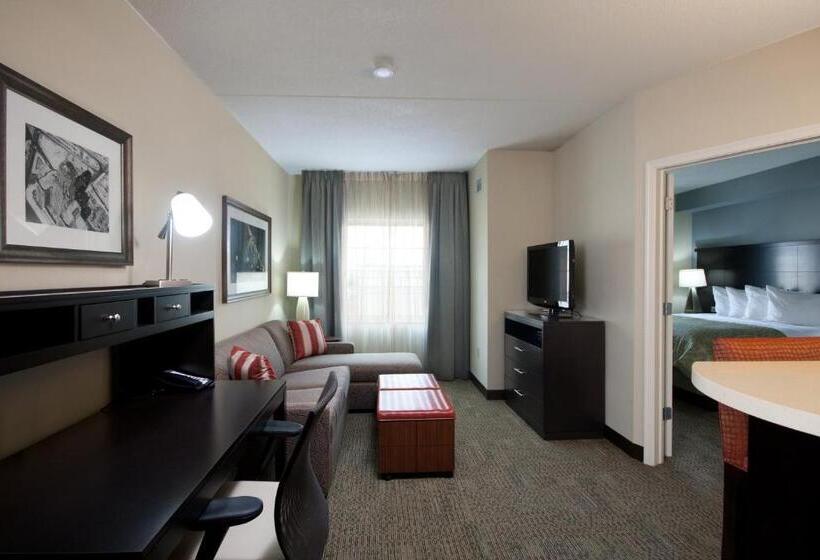 带大床的套房, Staybridge Suites Buffalo Amherst, An Ihg