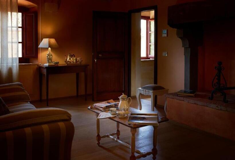 Люкс 2 Спальни, Relais Borgo Petrognano