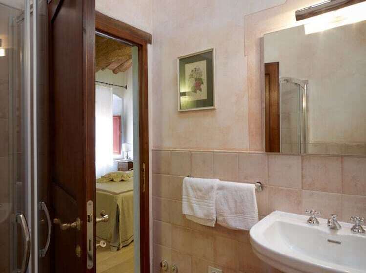 Номер Deluxe, Relais Borgo Petrognano