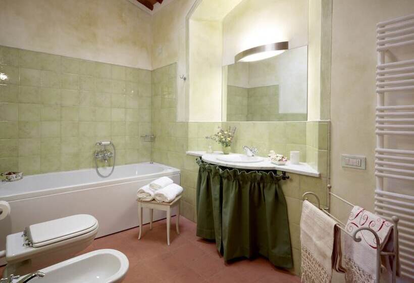 Президентский Люкс, Relais Borgo Petrognano
