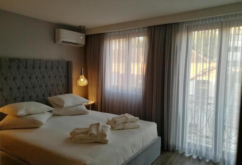 Люкс Повышенной Комфортности, Hostel Gaia Porto