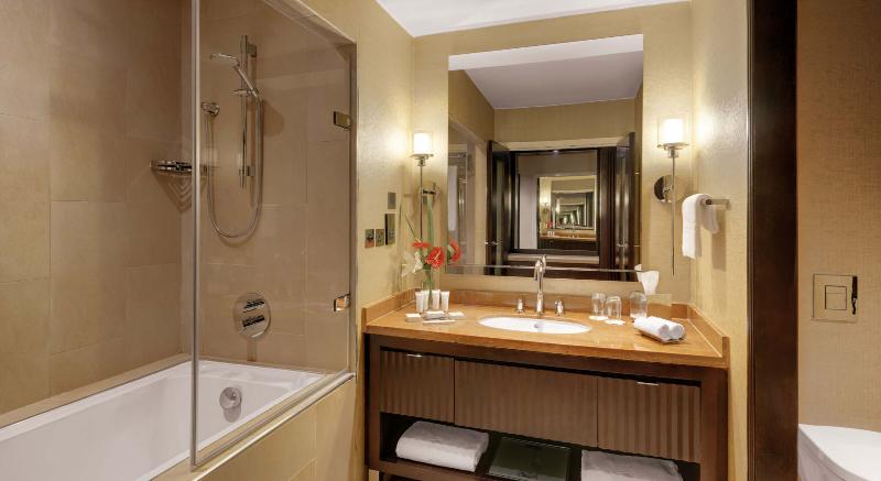 Номер Executive, Kempinski Hotel Gold Coast City
