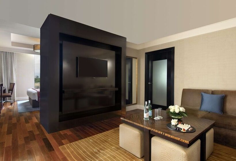 Полулюкс Вид на Город, Kempinski Hotel Gold Coast City