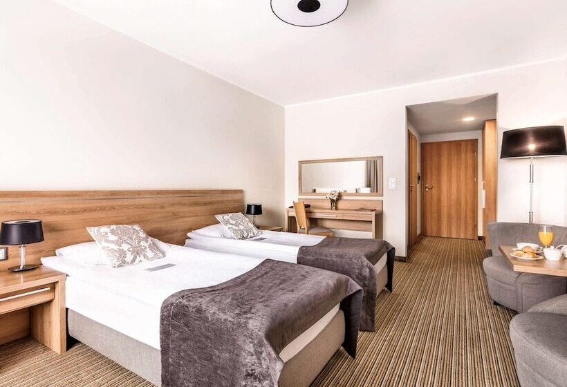 Номер Стандарт, Mercure Wiazowna Brant