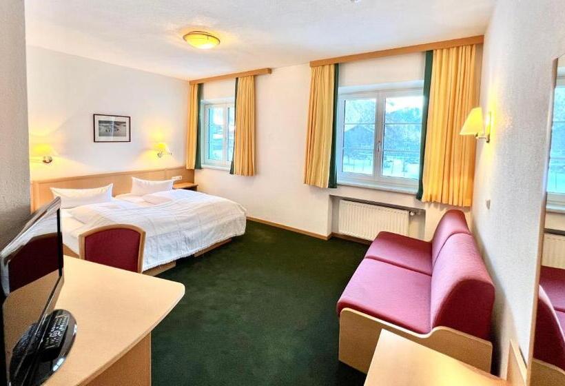 Номер Комфорт, Posthotel Lechtal