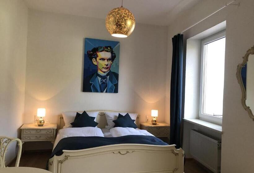 Апартаменты 1 Спальня с Видом, Pension Und Ferienwohnung Frech