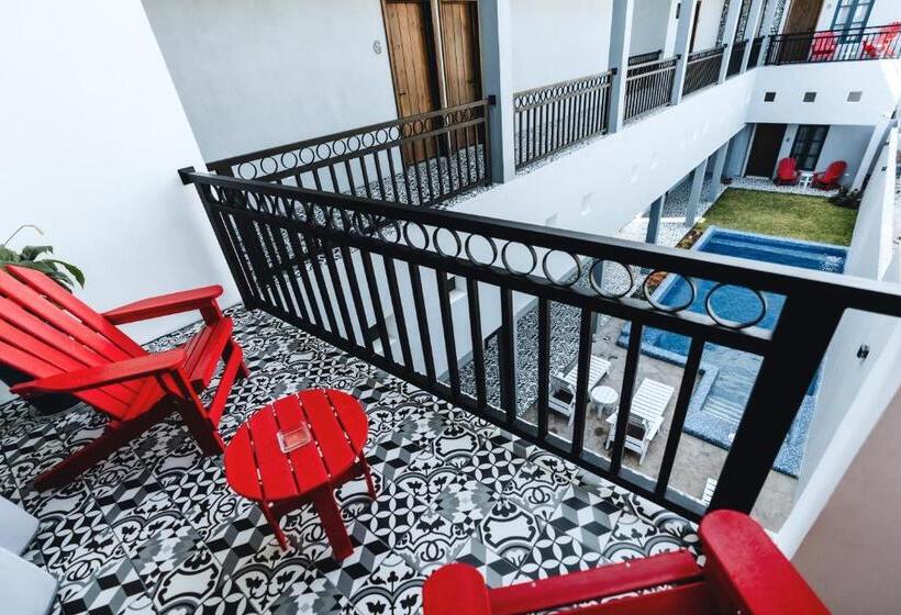 バルコニー付きスタンダードルーム, Casa Nodin
