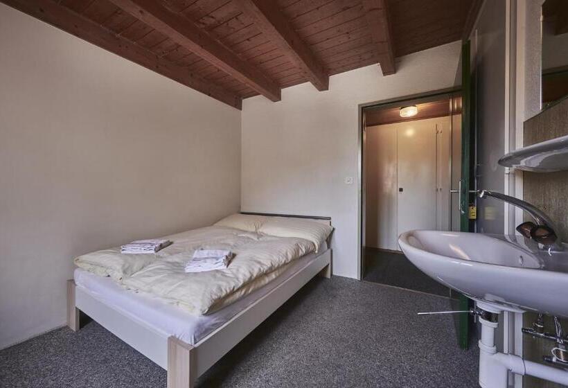 Номер Стандарт, Alpine Base Hostel   Adults Only