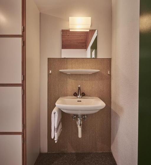 Номер Стандарт, Alpine Base Hostel   Adults Only