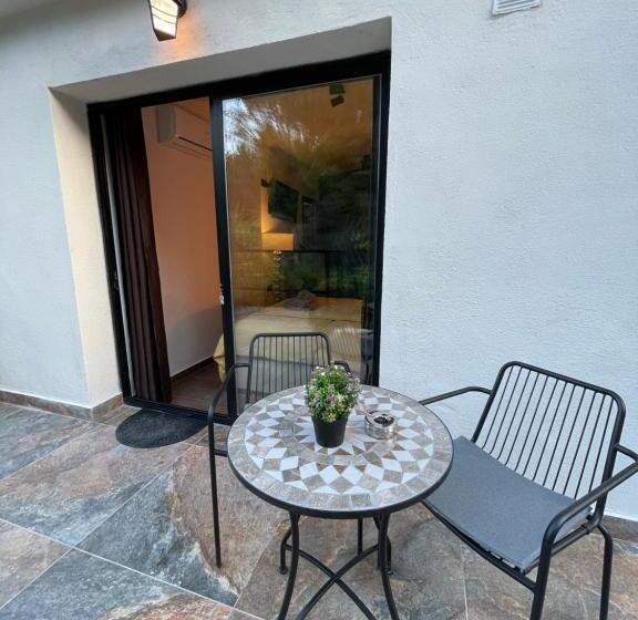 Номер Стандарт Вид на Сад, Villa La Vida