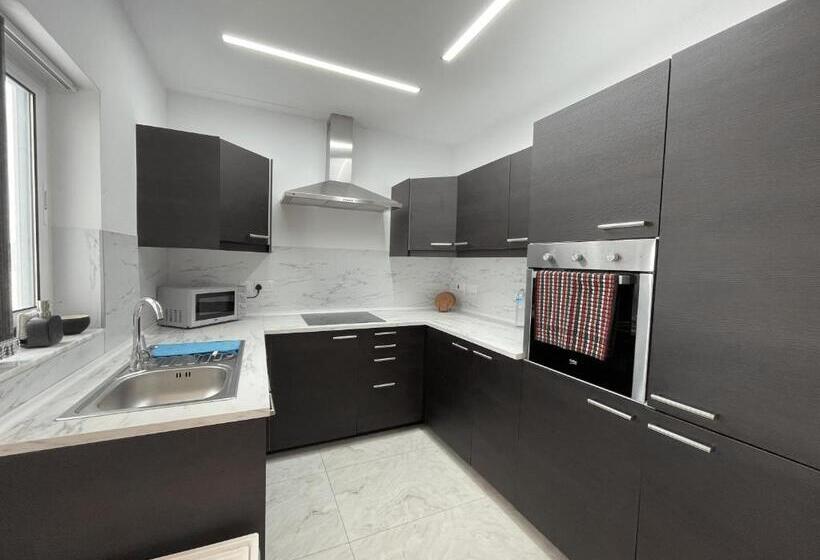 اتاق استاندارد با سرویس بهداشتی مشترک, Casa Leon Malta