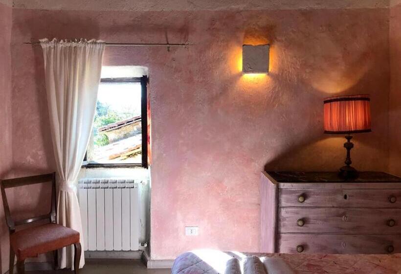 اتاق استاندارد با چشم‌انداز باغ, Agriturismo B&b Luna Di Quarazzana In Fivizzano Tuscany