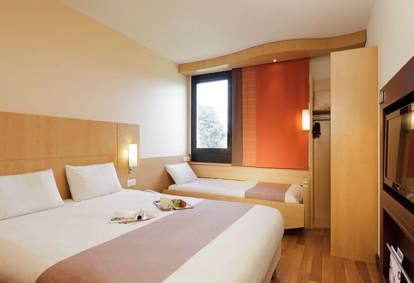 Номер Стандарт Двуспальная Кровать, Hôtel Ibis Guingamp Cœur De Bretagne