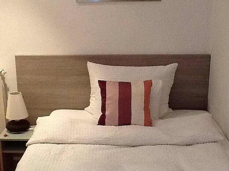 标准单人间, Logis Hôtel Villa Victorine