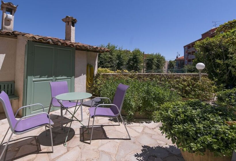 Трехместный Номер Superior, Villa Roseraie