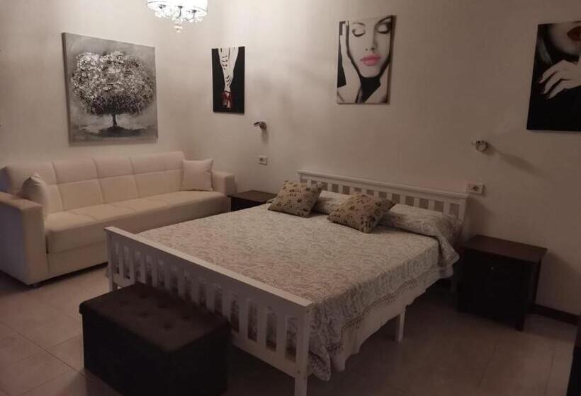 Номер Стандарт Трехместный, Il Mirto E La Rosa