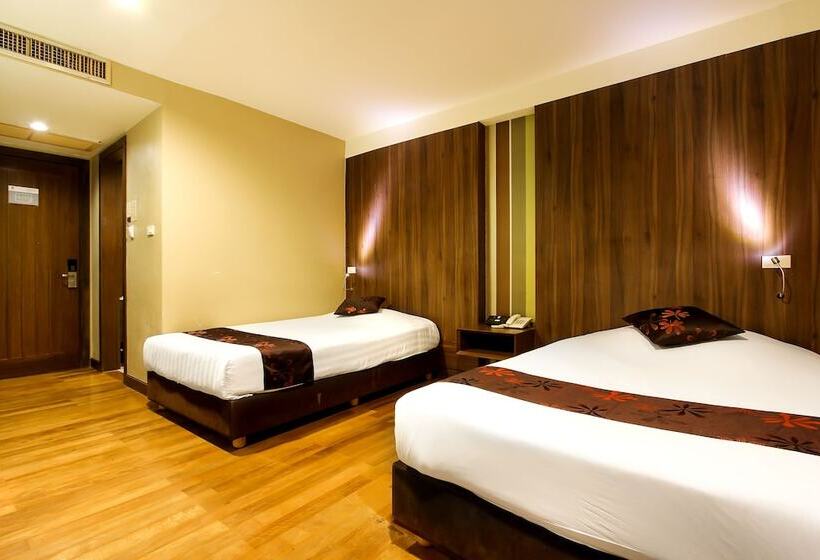 Номер Deluxe, Bally Suite Silom