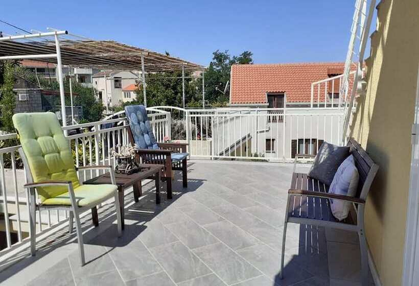 اتاق استاندارد, Castelletto
