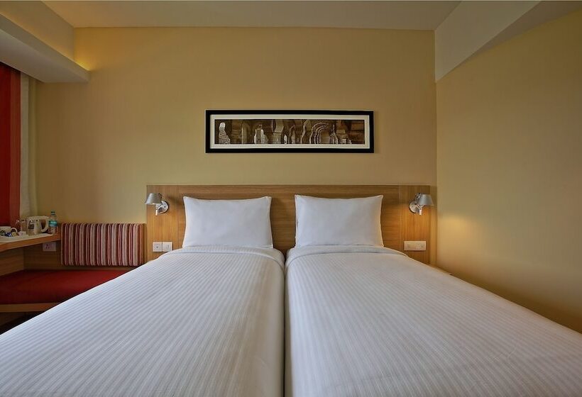 Номер Стандарт, Ibis New Delhi Aerocity   An Accor Brand