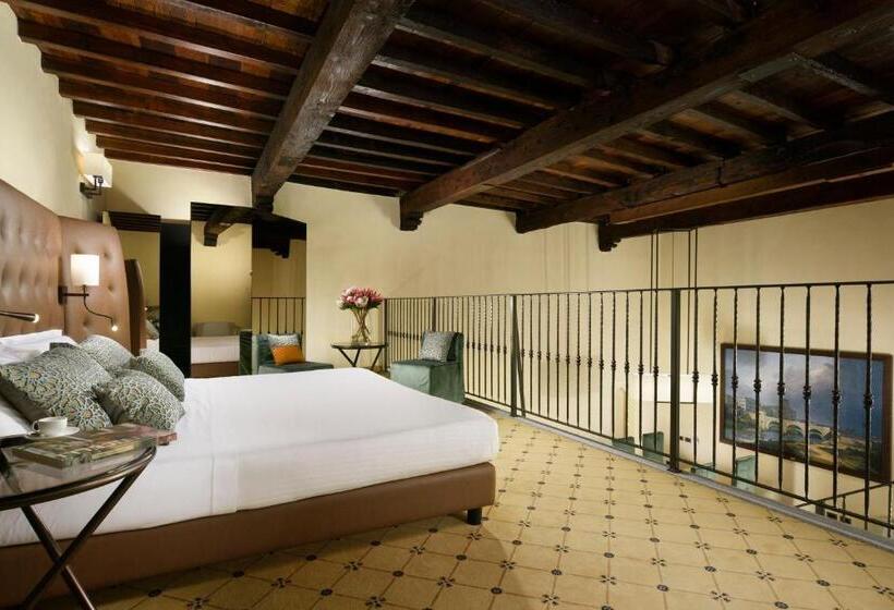 جناح سوبيريور, Castello Visconteo