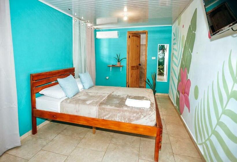 Номер Стандарт, Hostel Travelers Chitre