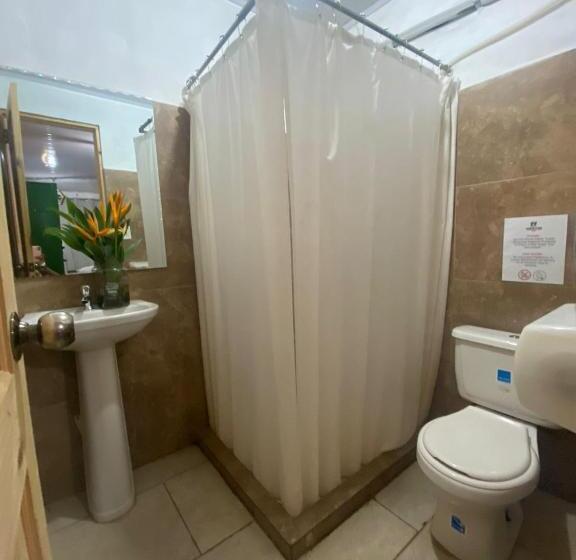 Номер Стандарт, Hostel Travelers Chitre