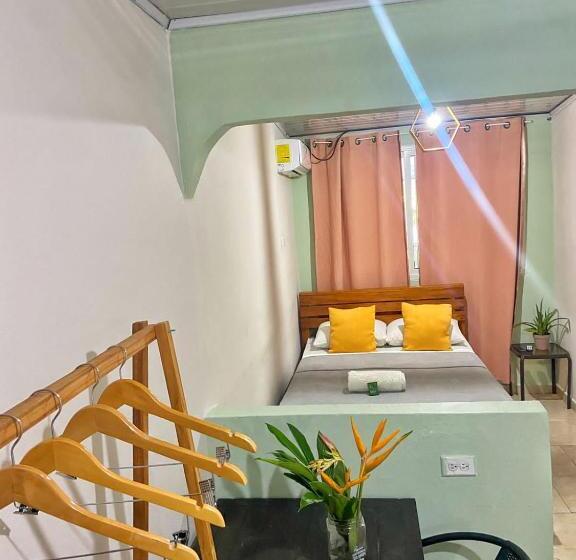 Четырехместный Номер Стандарт, Hostel Travelers Chitre