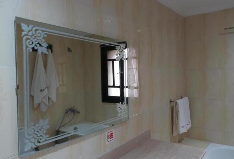 Balkonlu Standart Oda, Targafit Hotel & Hammam