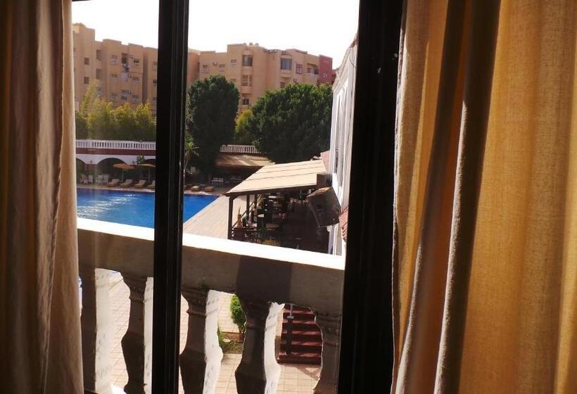Aile Süiti, Targafit Hotel & Hammam