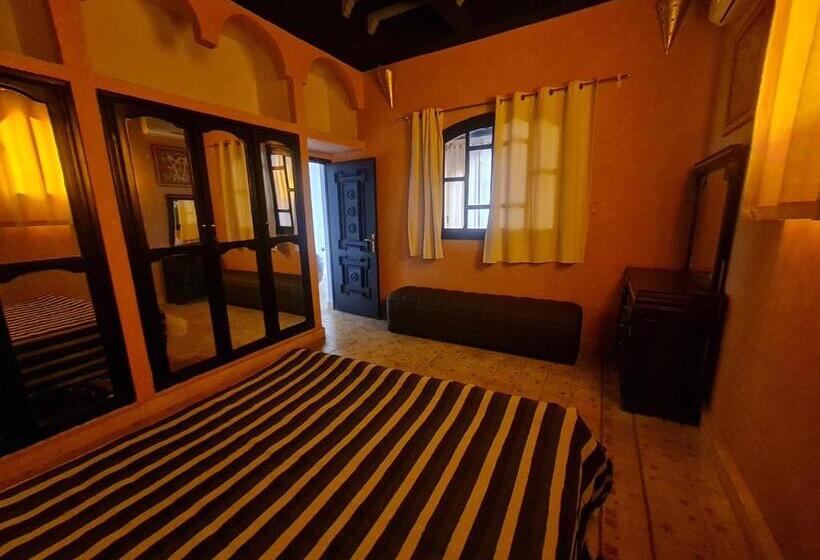 Havuz Manzaralı 1 Yatak Odalı Daire, Targafit Hotel & Hammam