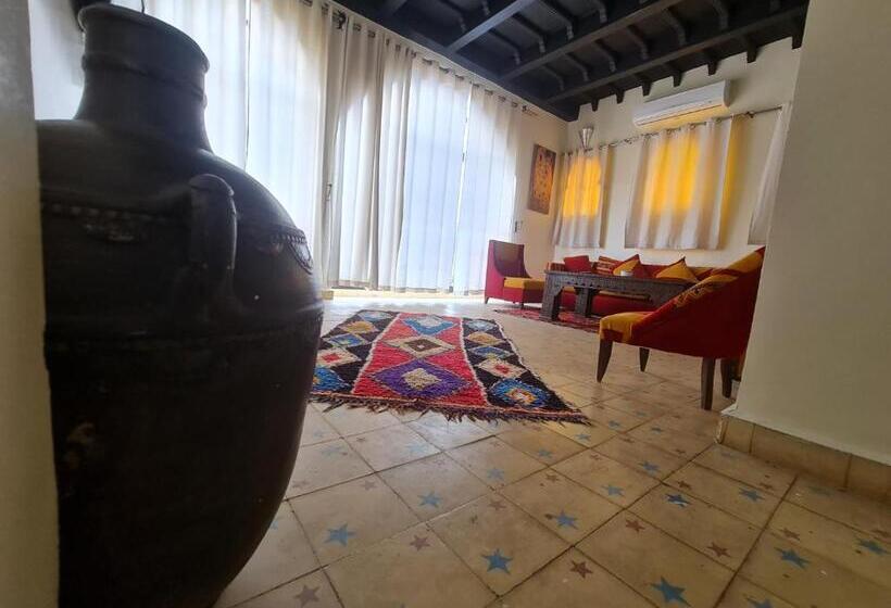 Havuz Manzaralı 1 Yatak Odalı Daire, Targafit Hotel & Hammam