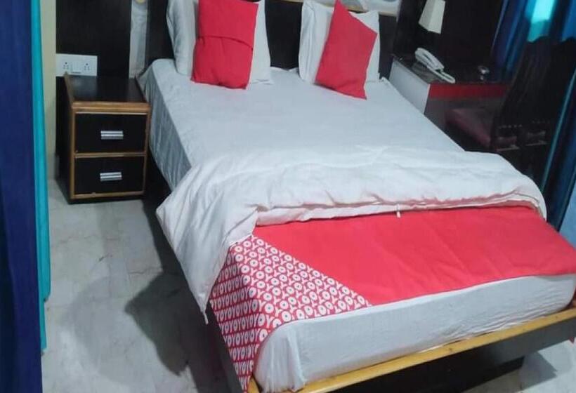 디럭스 트리플 룸, Pop 84708  Maa Tripura Residency