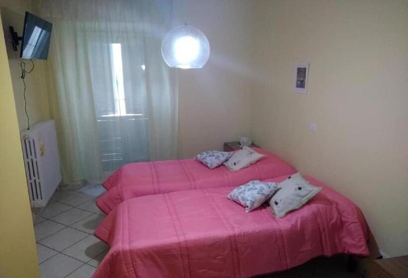 Номер Стандарт, Bed And Breakfast La Campanula