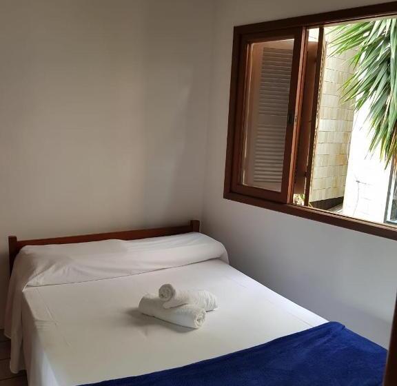 带阳台标准四人间, Beach House Floripa