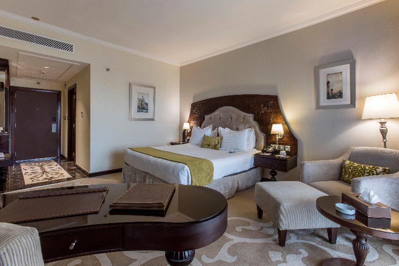 Номер Deluxe Кровать Кинг, Crowne Plaza Riyadh Al Waha, An Ihg
