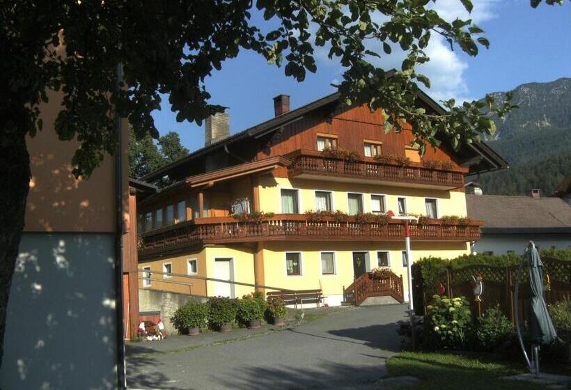 Апартаменты 3 Спальни, Bauernhof Katin