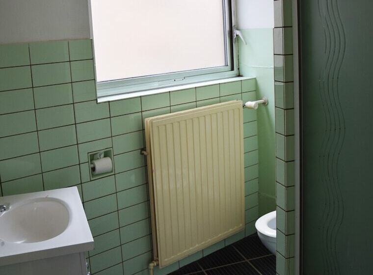 إستوديو قياسى, Budget Flats Antwerpen