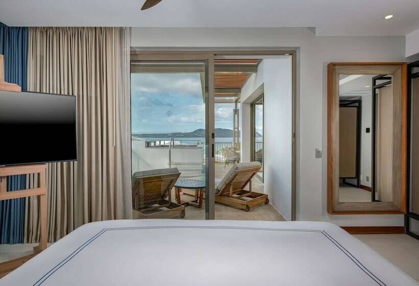 Suite cu Vedere la Mare, Conrad Punta De Mita